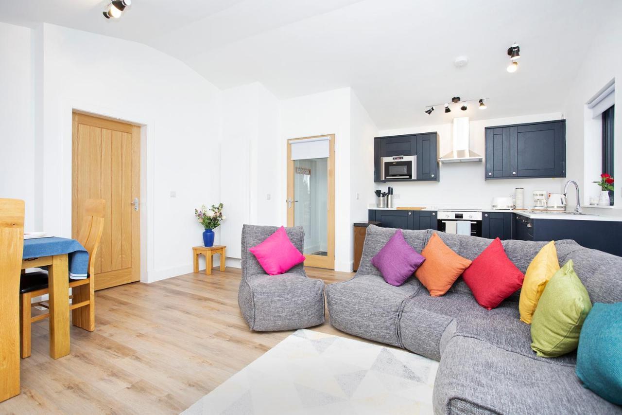 Shiphorns Luxury Cabin With A Hot Tub Eddleston Esterno foto